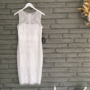 White Sleeveless Evening Dress